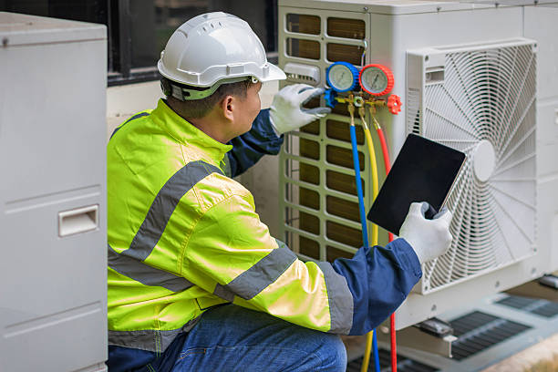 Professional Hvac technician working in Wells, TX